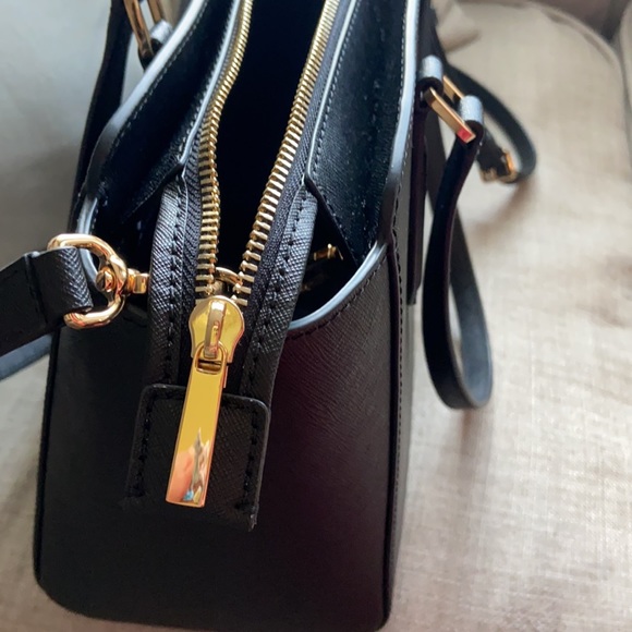 Tory Burch Emerson small top zip tote bag - Picture 5 of 11